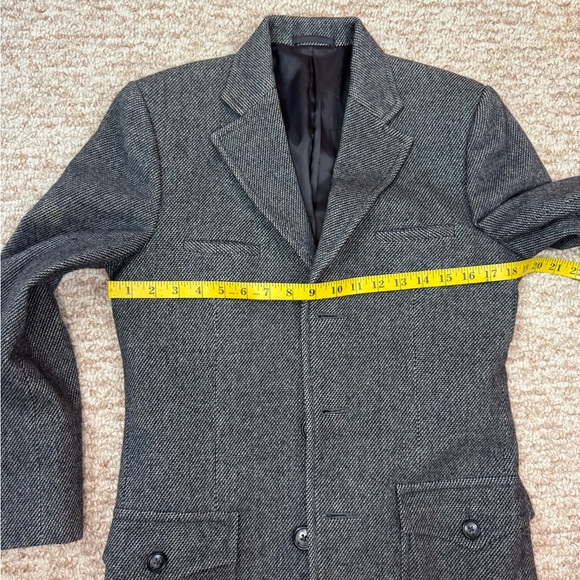 Nita Fashions Gray Trench Coat with Classic Tailored Cut - Picture 10 of 16